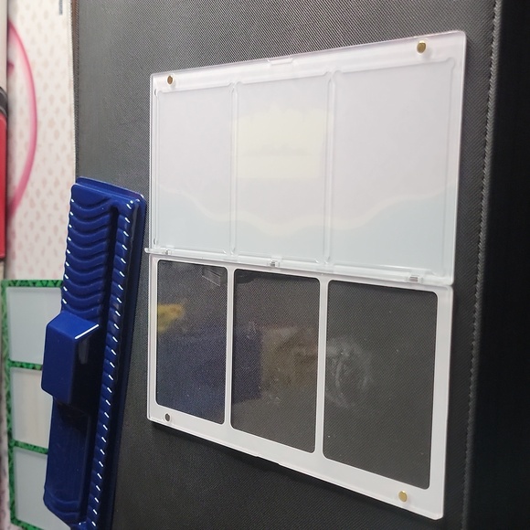 Pokemon card display - Picture 3 of 4